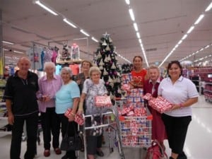 William Cape Gardens Giving Back to the Community at Christmas